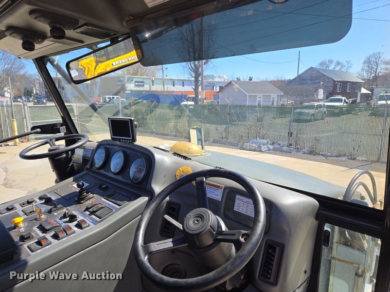 image for item EC4173 2015 Elgin Pelican Series NP street sweeper