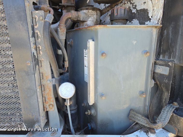 image for item EC4173 2015 Elgin Pelican Series NP street sweeper