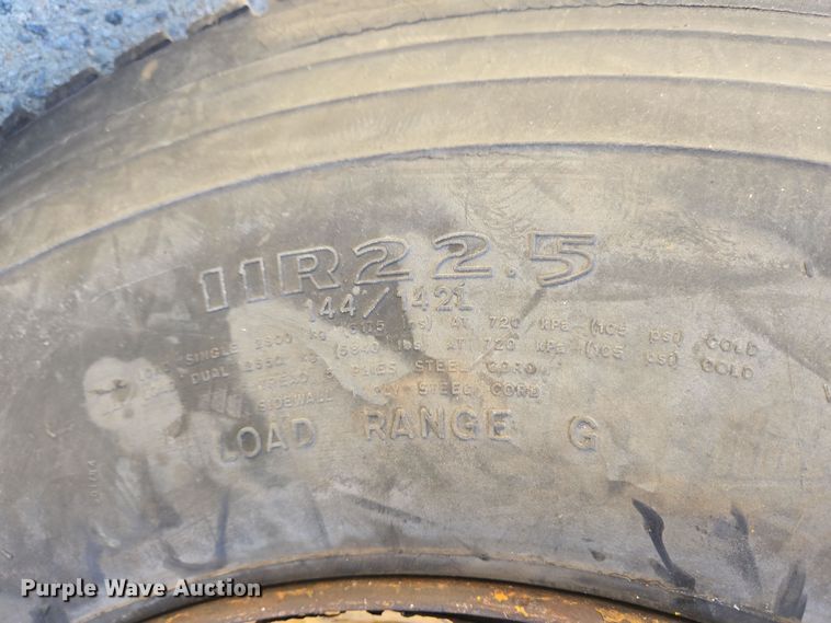 image for item EC4173 2015 Elgin Pelican Series NP street sweeper