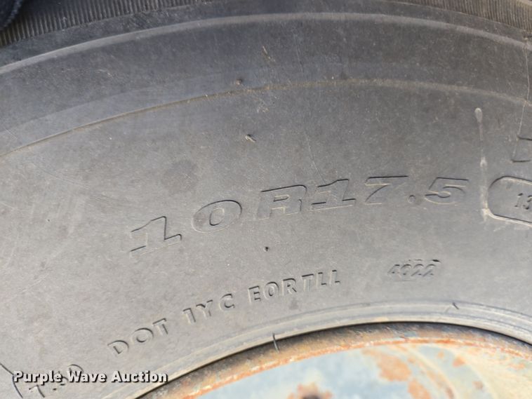 image for item EC4173 2015 Elgin Pelican Series NP street sweeper