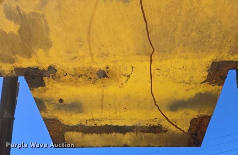 image for item EC4174 2017 Elgin Pelican Series NP street sweeper