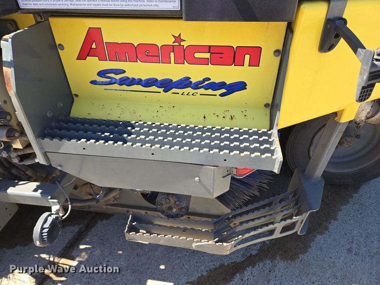 image for item EC4174 2017 Elgin Pelican Series NP street sweeper