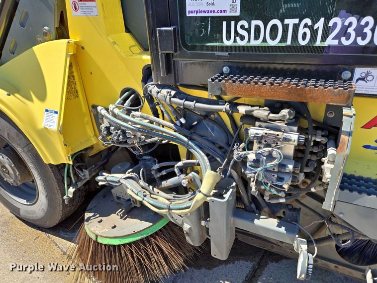 image for item EC4174 2017 Elgin Pelican Series NP street sweeper