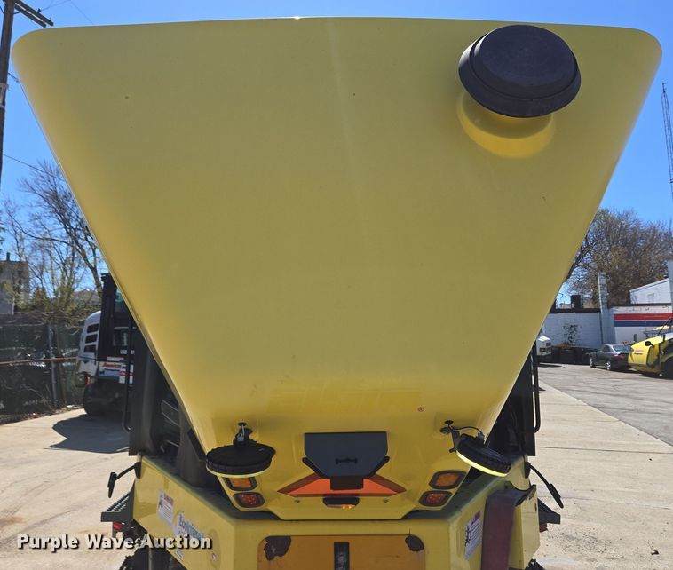 image for item EC4174 2017 Elgin Pelican Series NP street sweeper