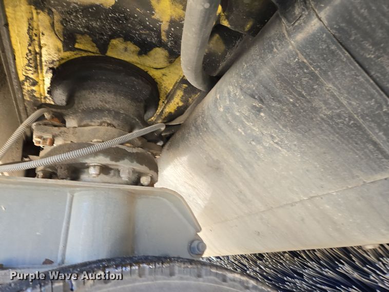 image for item EC4174 2017 Elgin Pelican Series NP street sweeper