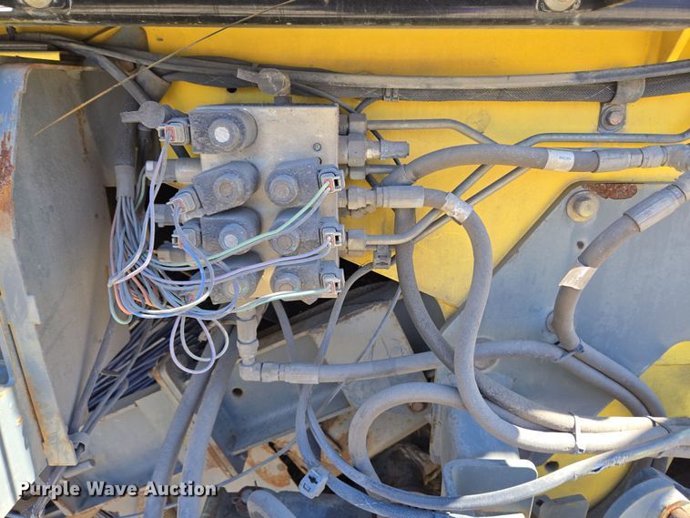 image for item EC4174 2017 Elgin Pelican Series NP street sweeper