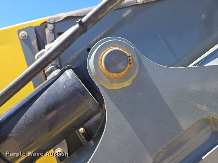 image for item EC4174 2017 Elgin Pelican Series NP street sweeper