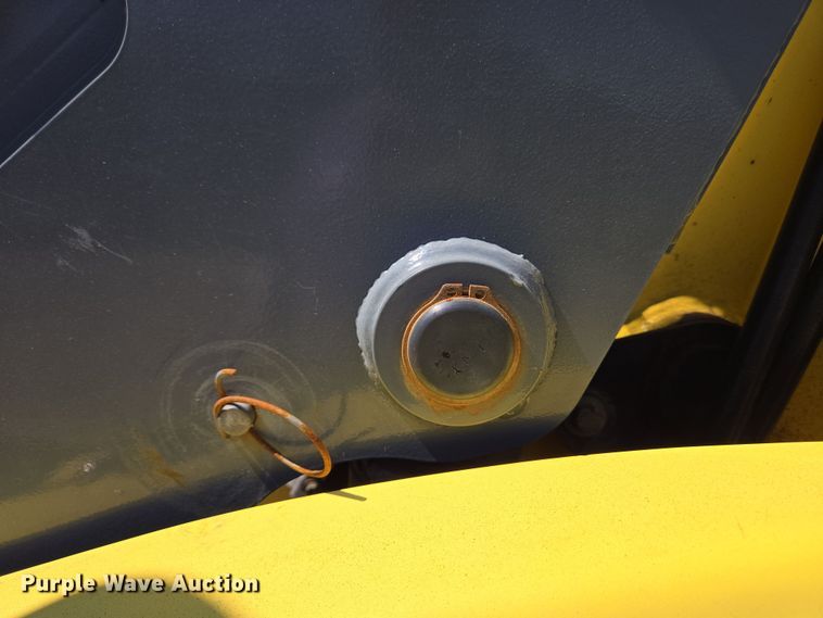 image for item EC4174 2017 Elgin Pelican Series NP street sweeper