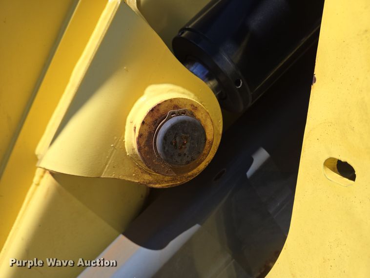 image for item EC4174 2017 Elgin Pelican Series NP street sweeper