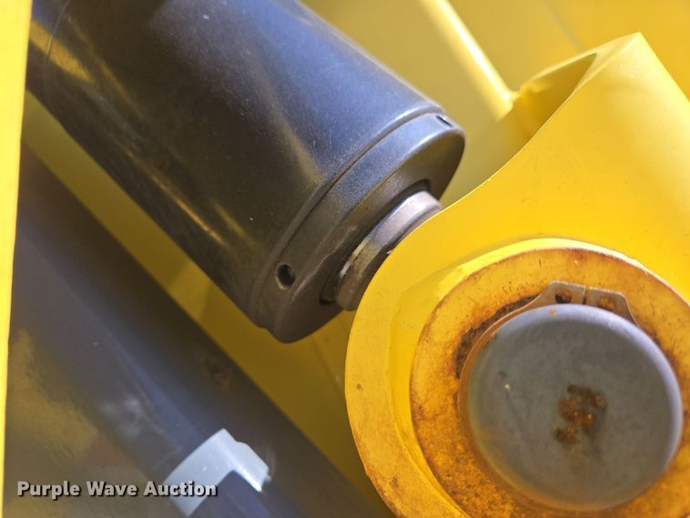 image for item EC4174 2017 Elgin Pelican Series NP street sweeper