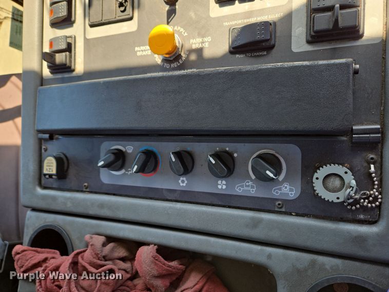 image for item EC4174 2017 Elgin Pelican Series NP street sweeper