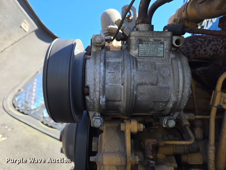 image for item EC4174 2017 Elgin Pelican Series NP street sweeper