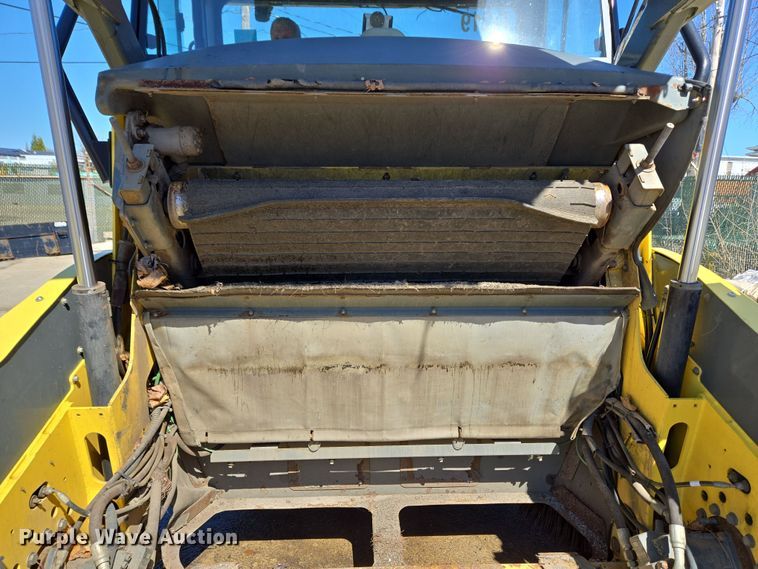 image for item EC4175 2017 Elgin Pelican Series NP street sweeper