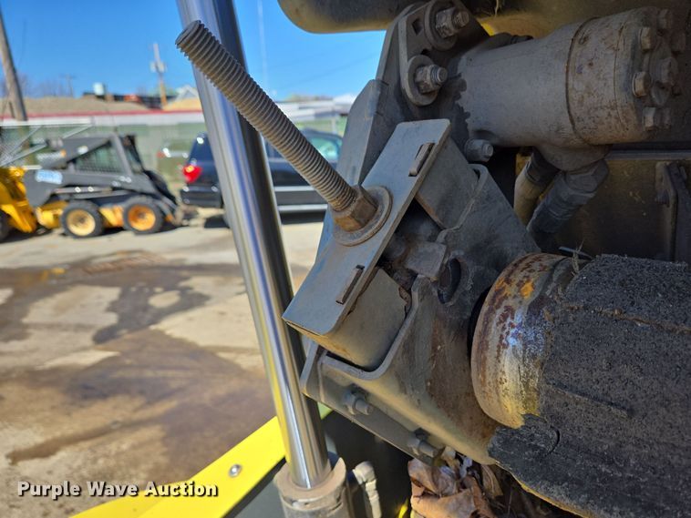 image for item EC4175 2017 Elgin Pelican Series NP street sweeper