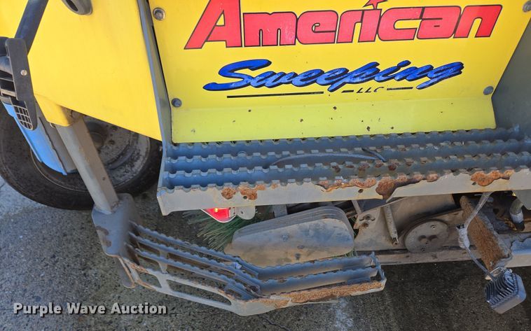 image for item EC4175 2017 Elgin Pelican Series NP street sweeper