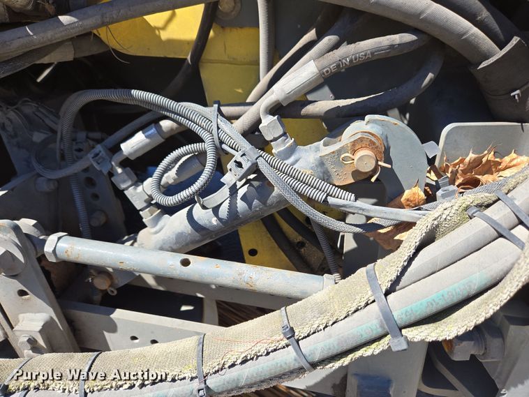 image for item EC4175 2017 Elgin Pelican Series NP street sweeper