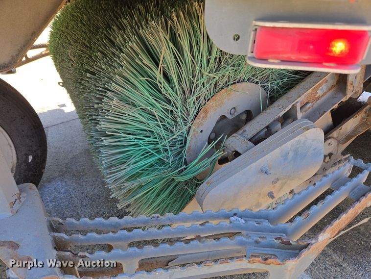 image for item EC4175 2017 Elgin Pelican Series NP street sweeper