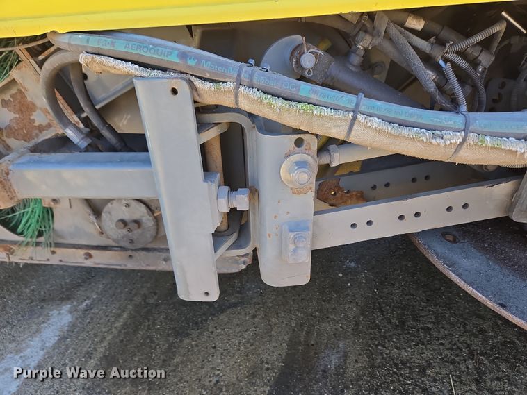 image for item EC4175 2017 Elgin Pelican Series NP street sweeper