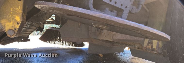 image for item EC4175 2017 Elgin Pelican Series NP street sweeper