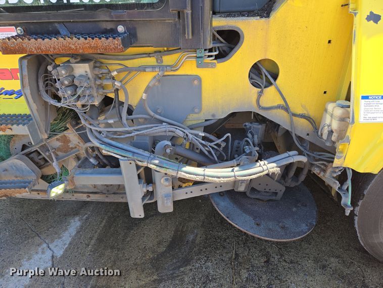 image for item EC4175 2017 Elgin Pelican Series NP street sweeper