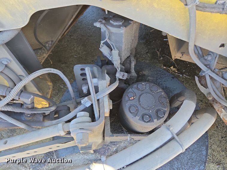 image for item EC4175 2017 Elgin Pelican Series NP street sweeper