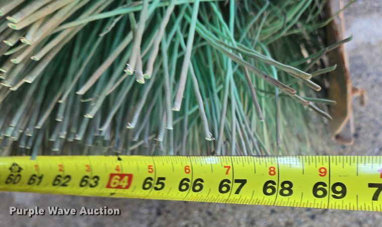 image for item EC4175 2017 Elgin Pelican Series NP street sweeper