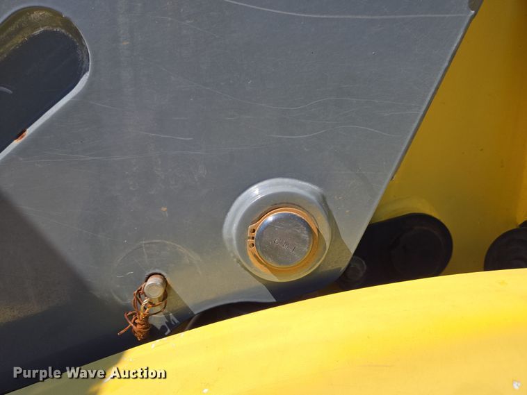 image for item EC4175 2017 Elgin Pelican Series NP street sweeper