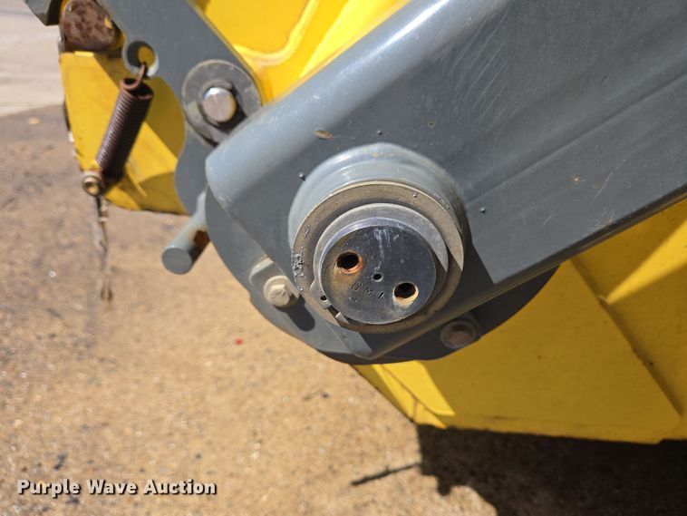 image for item EC4175 2017 Elgin Pelican Series NP street sweeper