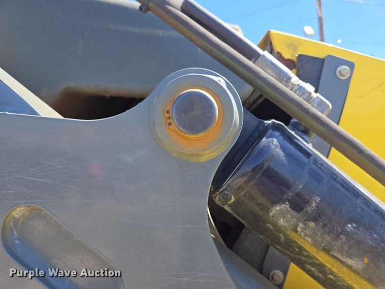 image for item EC4175 2017 Elgin Pelican Series NP street sweeper