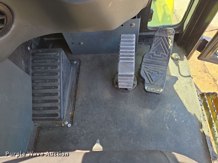 image for item EC4175 2017 Elgin Pelican Series NP street sweeper