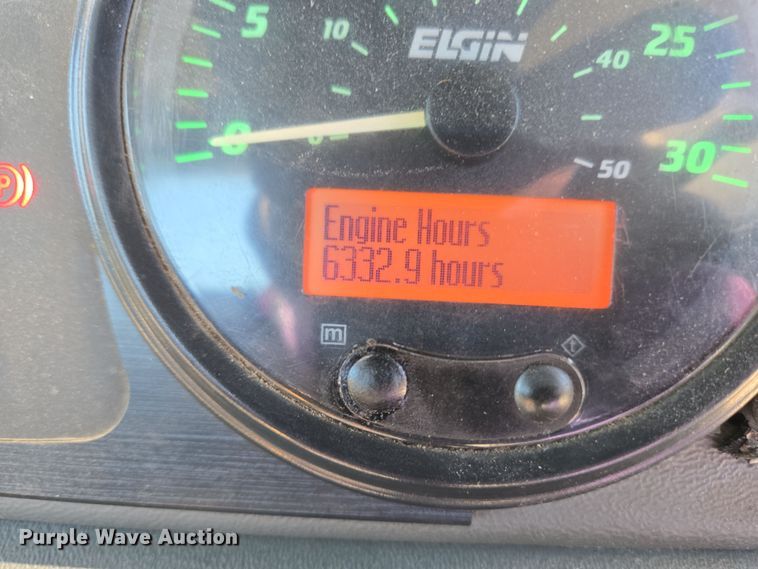 image for item EC4175 2017 Elgin Pelican Series NP street sweeper