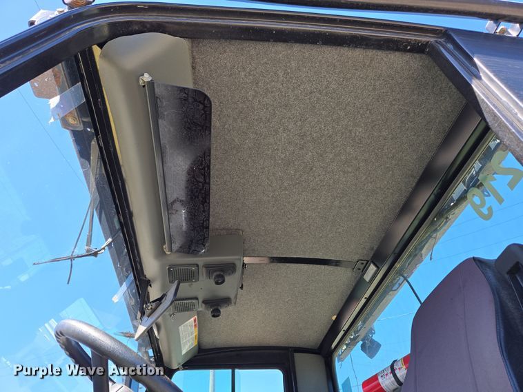 image for item EC4175 2017 Elgin Pelican Series NP street sweeper