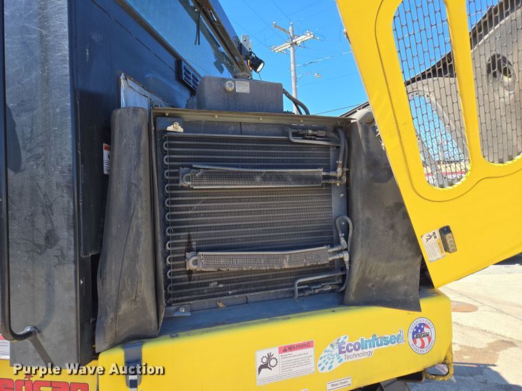 image for item EC4175 2017 Elgin Pelican Series NP street sweeper