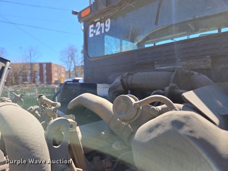 image for item EC4175 2017 Elgin Pelican Series NP street sweeper