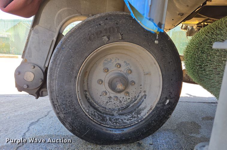 image for item EC4175 2017 Elgin Pelican Series NP street sweeper