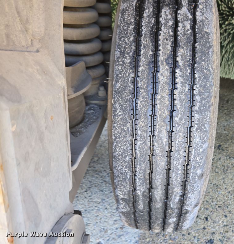 image for item EC4175 2017 Elgin Pelican Series NP street sweeper