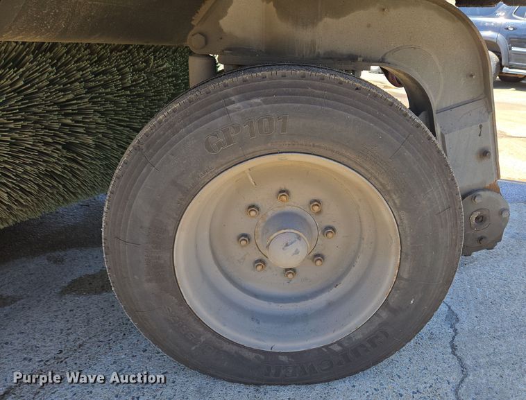 image for item EC4175 2017 Elgin Pelican Series NP street sweeper