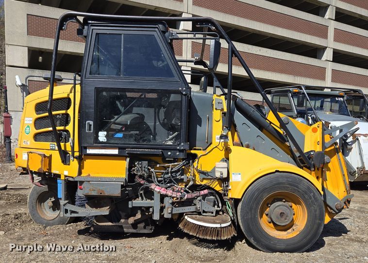 image for item EC4181 2009 Elgin Pelican Series NP street sweeper