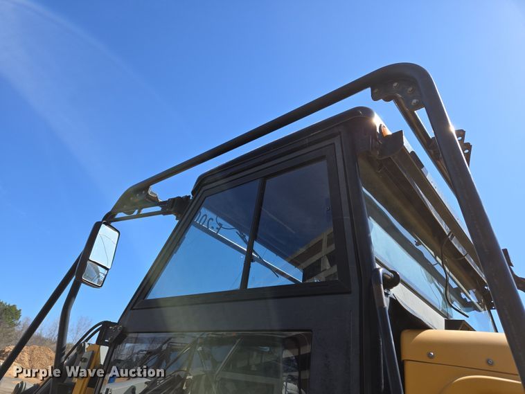 image for item EC4181 2009 Elgin Pelican Series NP street sweeper