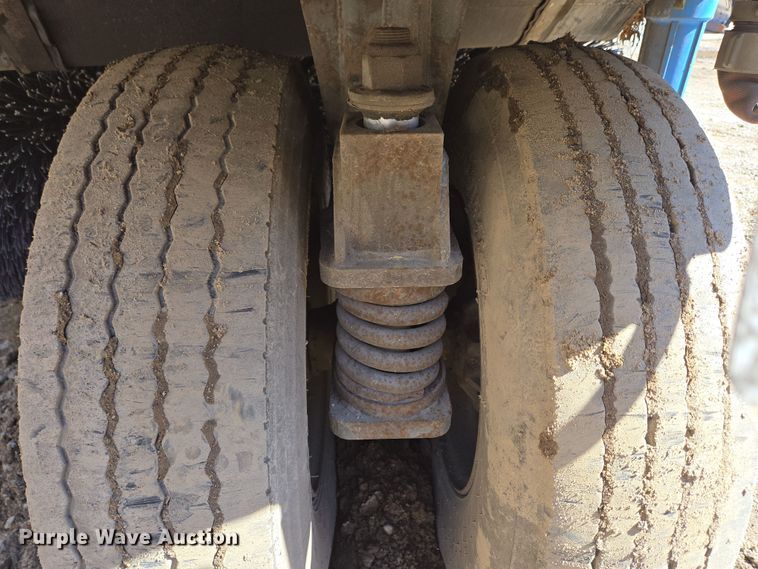 image for item EC4181 2009 Elgin Pelican Series NP street sweeper