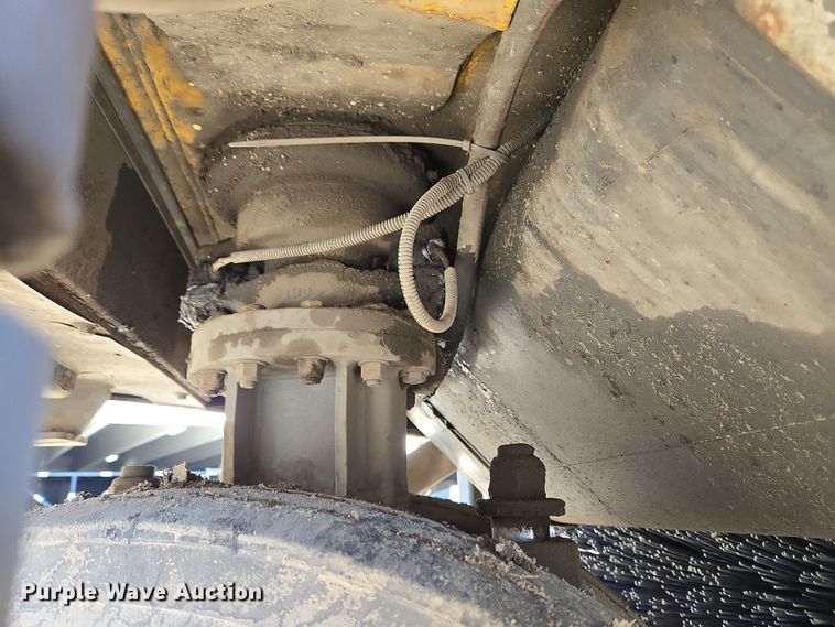 image for item EC4181 2009 Elgin Pelican Series NP street sweeper