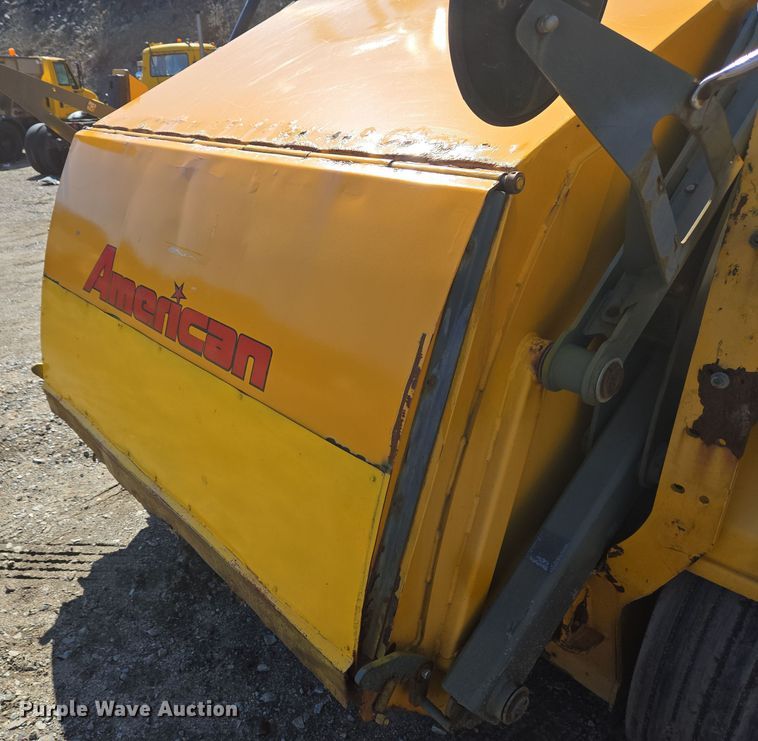 image for item EC4181 2009 Elgin Pelican Series NP street sweeper