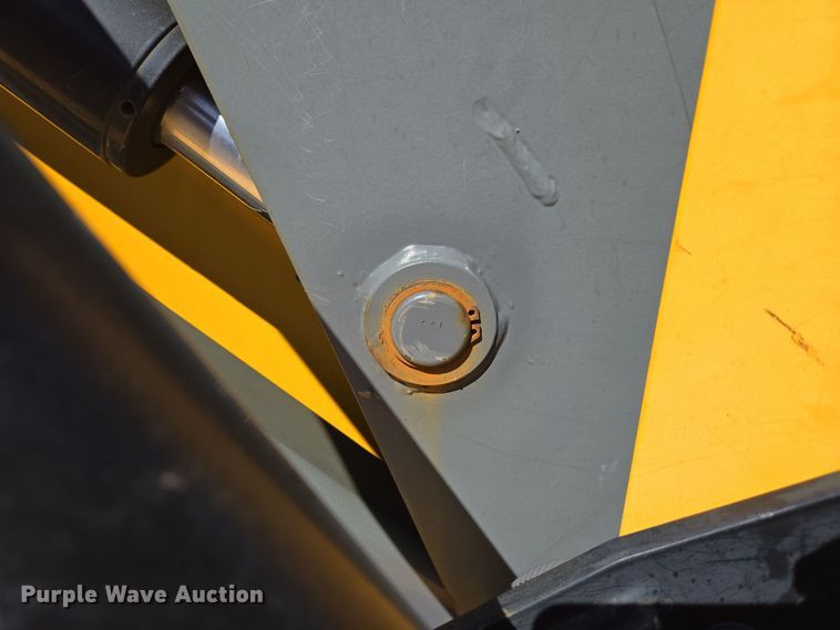 image for item EC4181 2009 Elgin Pelican Series NP street sweeper