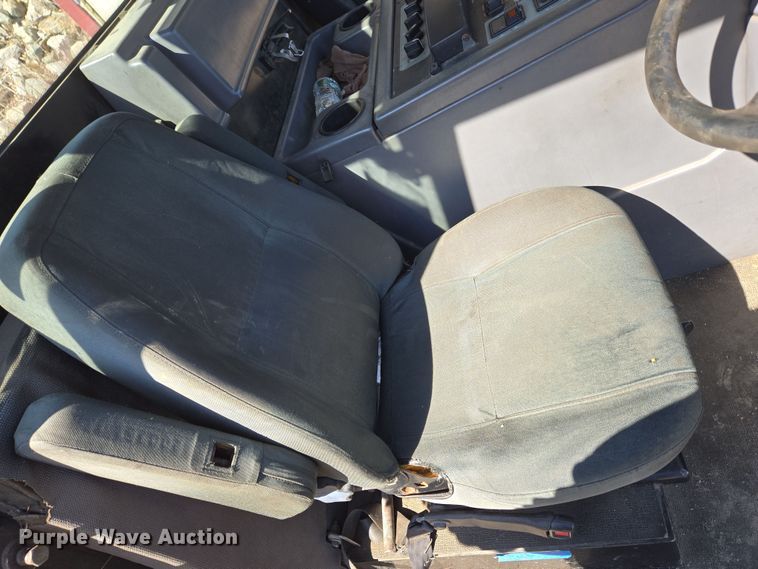 image for item EC4181 2009 Elgin Pelican Series NP street sweeper