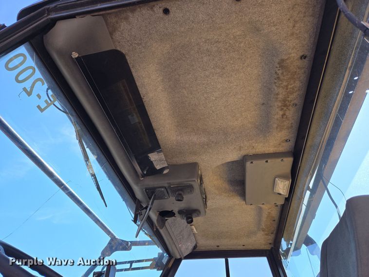 image for item EC4181 2009 Elgin Pelican Series NP street sweeper