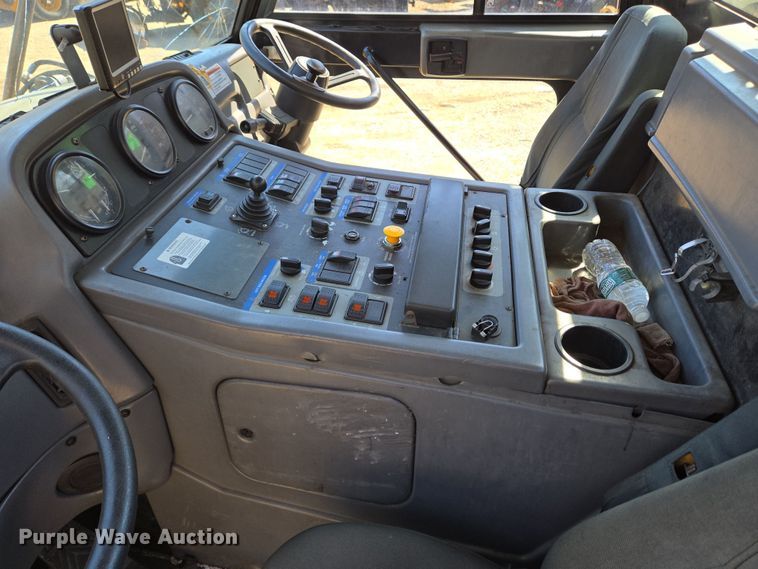 image for item EC4181 2009 Elgin Pelican Series NP street sweeper