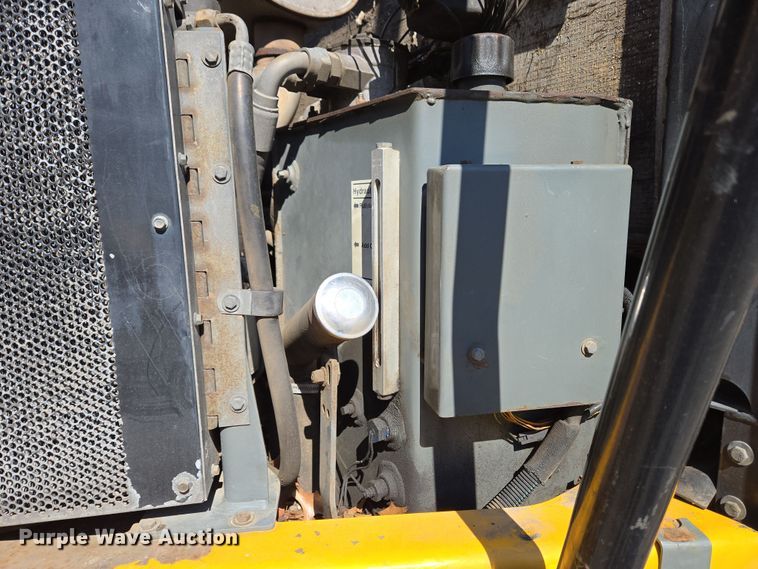 image for item EC4181 2009 Elgin Pelican Series NP street sweeper