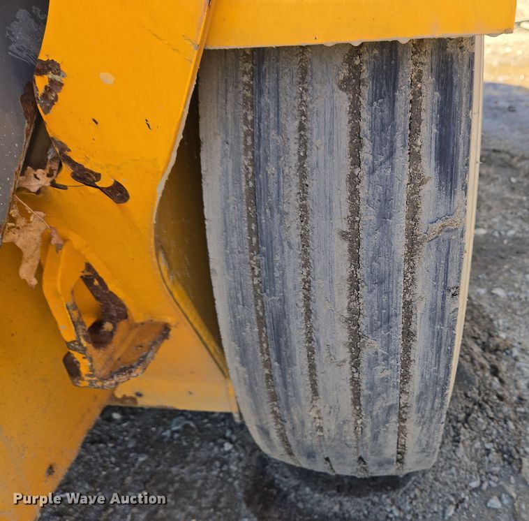 image for item EC4181 2009 Elgin Pelican Series NP street sweeper