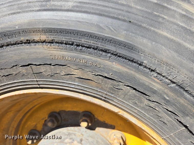 image for item EC4181 2009 Elgin Pelican Series NP street sweeper