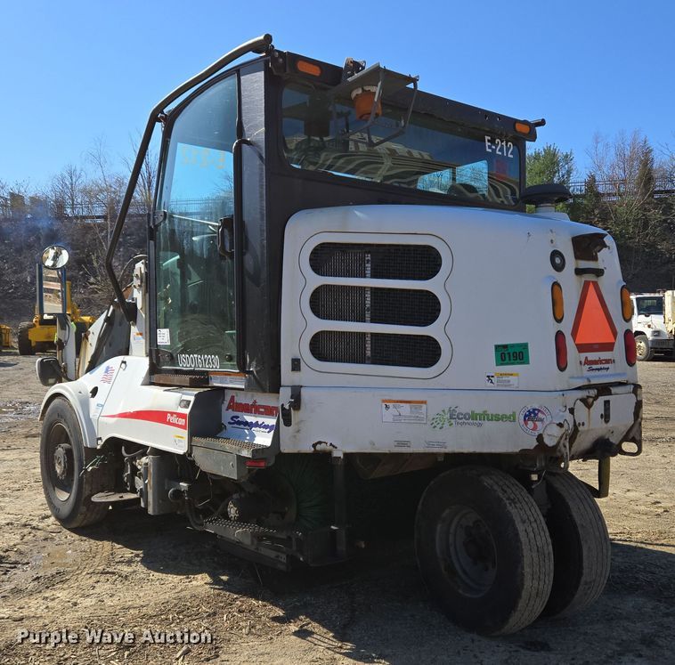 image for item EC4183 2015 Elgin Pelican Series NP street sweeper